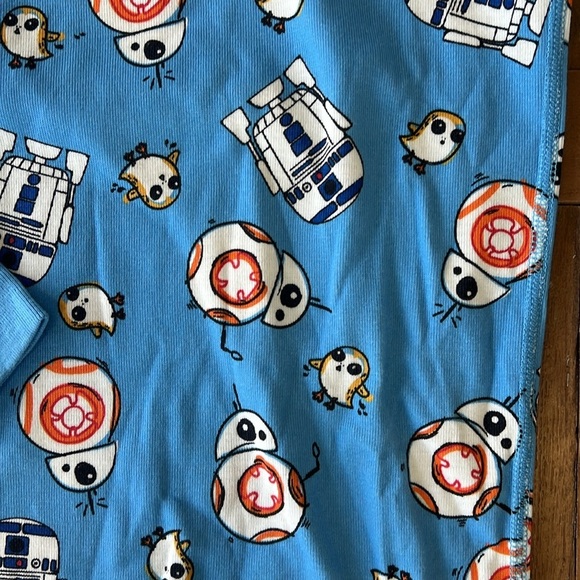 Hanna andersson Star Wars Blue bb8 r2d2 long John  Pajama Set nwot - Picture 2 of 7